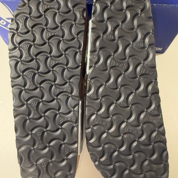 NWT BIRKENSTOCK Gizeh Silver Thongs Size 10 Narrow Fit,  EU 41 NEW With BOX - Picture 7 of 10
